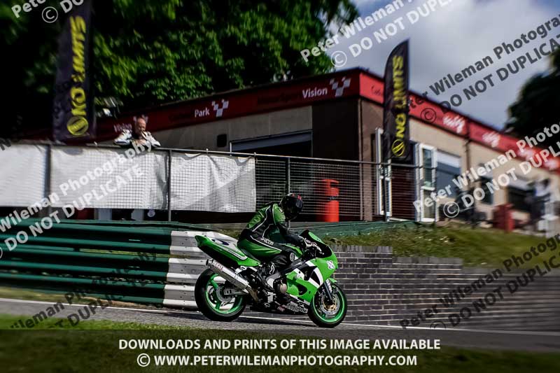 cadwell no limits trackday;cadwell park;cadwell park photographs;cadwell trackday photographs;enduro digital images;event digital images;eventdigitalimages;no limits trackdays;peter wileman photography;racing digital images;trackday digital images;trackday photos